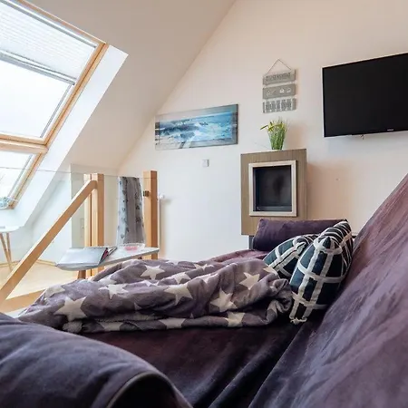 Strandpark-grossenbrode-haus-meerblick-wohnung-16 *